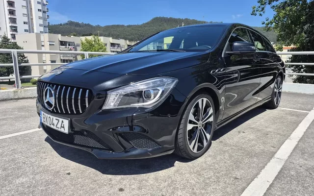 Mercedes-Benz CLA 220 (CDI) d 4Matic 7G-DCT