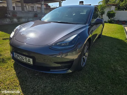 Tesla Model 3 Standard Range Plus RWD