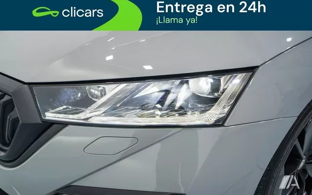 SKODA Octavia Octavia Combi 2.0 TSI RS DSG 180kW