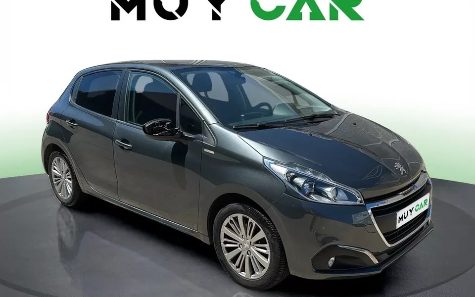 PEUGEOT 208 208 1.2 PureTech Style 82