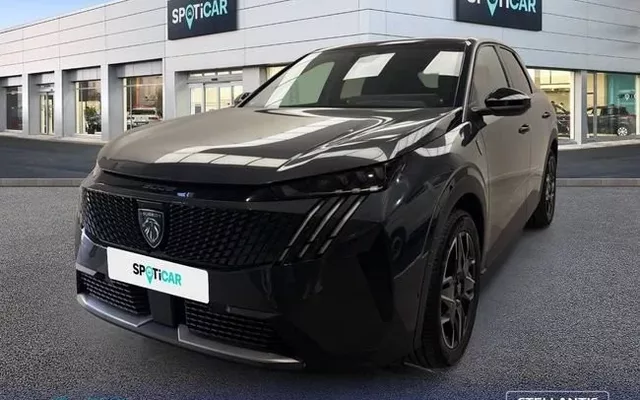 PEUGEOT 3008 1.2 100KW eDCS6 GT