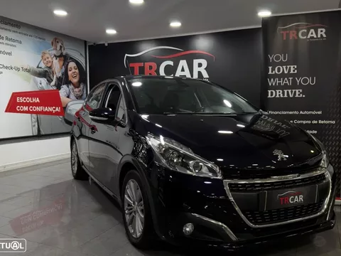 Peugeot 208 1.5 BlueHDi Allure