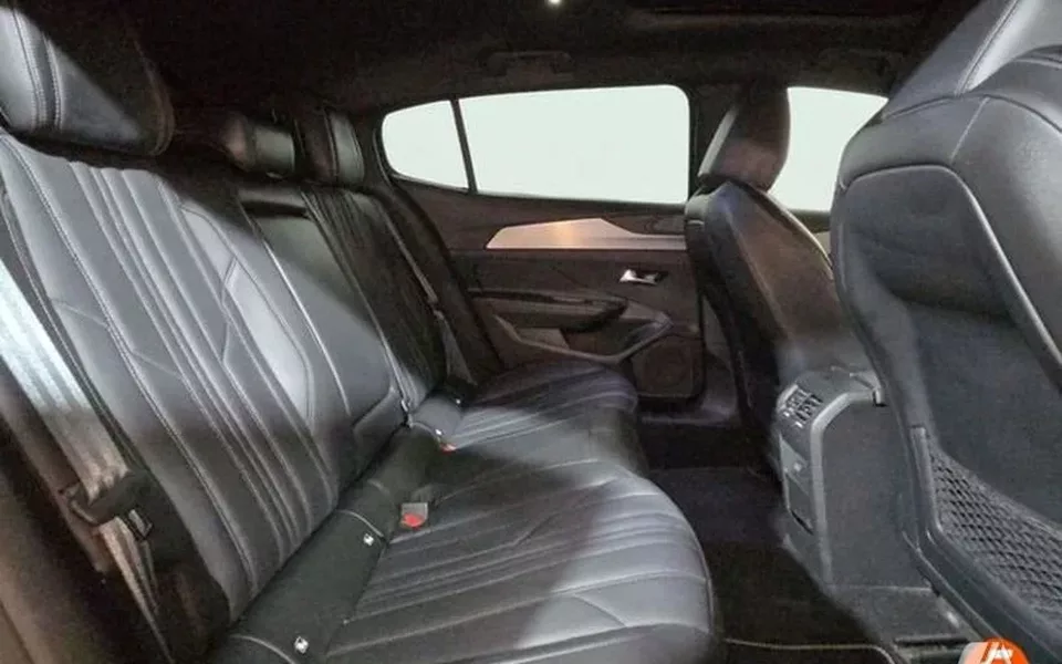 PEUGEOT 408 GT PHEV 225 e-EAT8