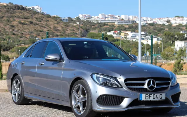 Mercedes-Benz C 200 (BlueTEC) d 7G-TRONIC AMG Line