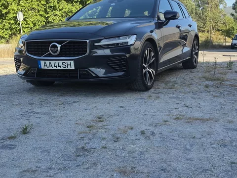 Volvo V60 2.0 T8 AWD TE R-Design