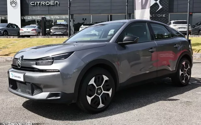 Citroën C4 1.2 PureTech Plus EAT8