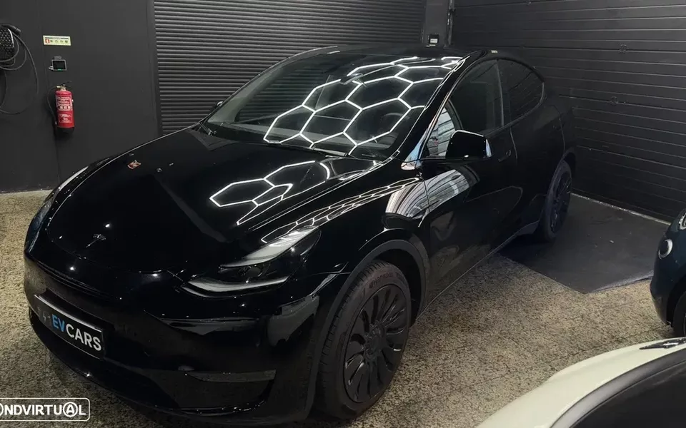 Tesla Model Y Long Range Tração Integral