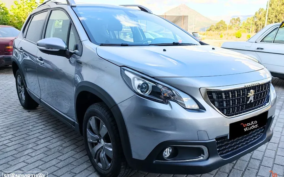 Peugeot 2008 1.2 PureTech Style