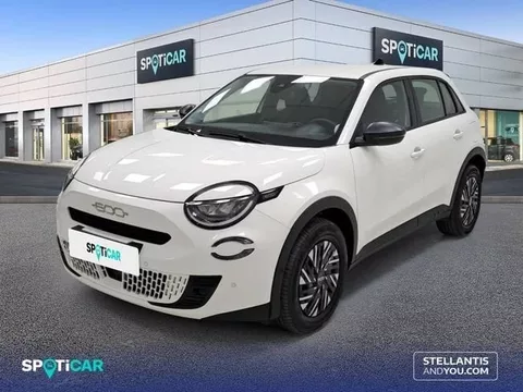 FIAT 600 MHEV 1.2 74kW (100CV) DDCT - - 17400€ en Vigo