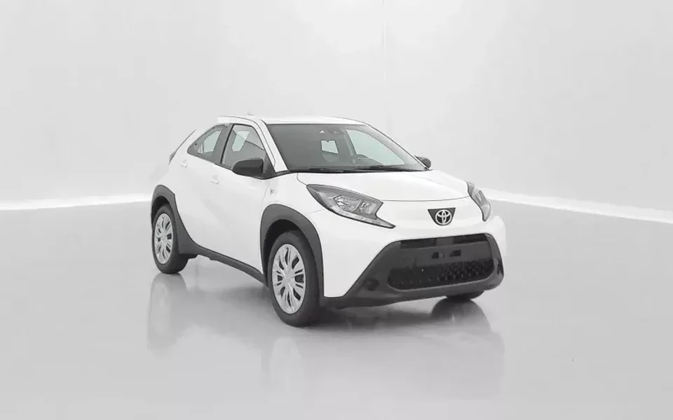 Toyota AYGO X AYGO X 1.0 VVT-i 72ch Dynamic S-CVT Zéro km immatriculé