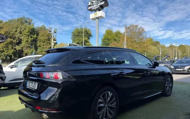 Peugeot 508 SW 1.6 Hybrid Allure e-EAT8