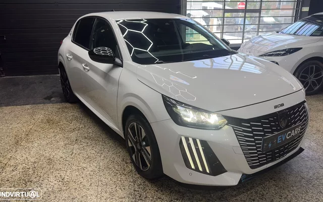 Peugeot e-208 Allure