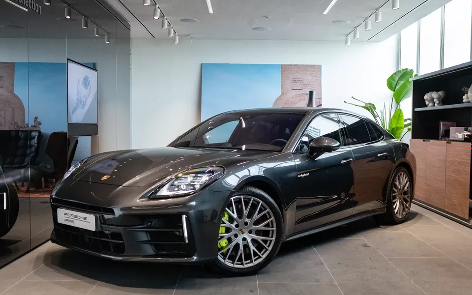 Porsche Panamera 4S E-Hybrid