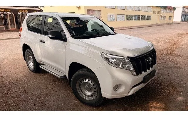 TOYOTA Land Cruiser Land Cruiser D-4D GX