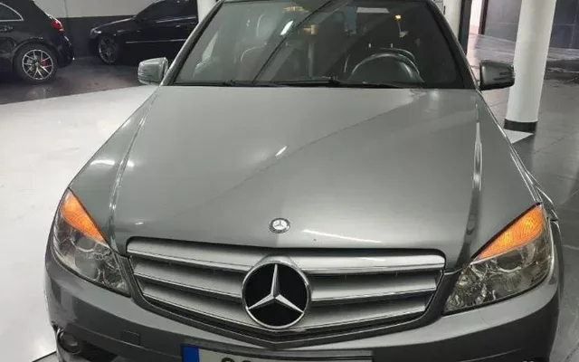Mercedes-Benz A 220
