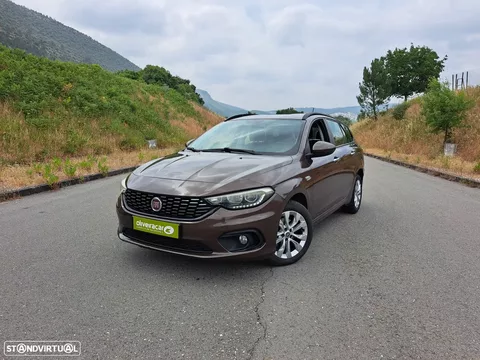 Fiat Tipo 1.3 M-Jet Lounge Tech J17
