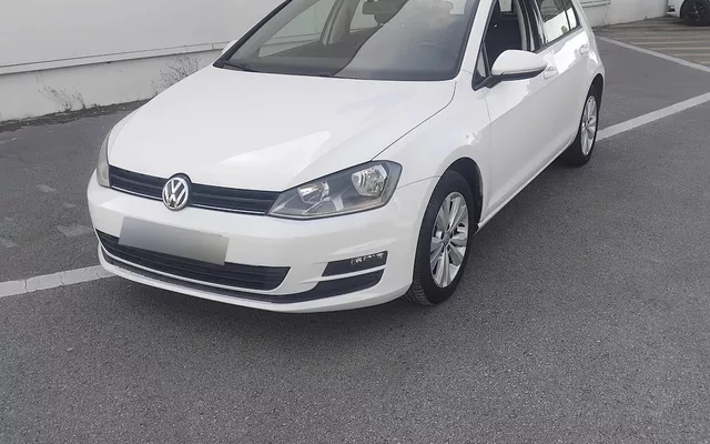 VW Golf 1.6 TDi DPF BlueMotion