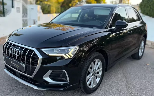 Audi Q3 TFSI SE Business S tronic