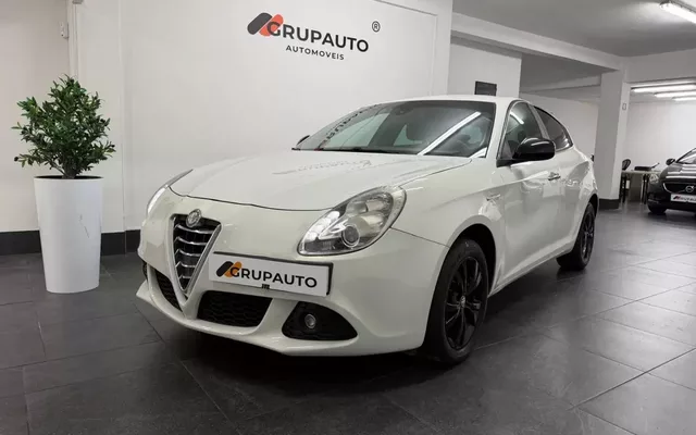 Alfa Romeo Giulietta 1.6 JTDM Trofeo