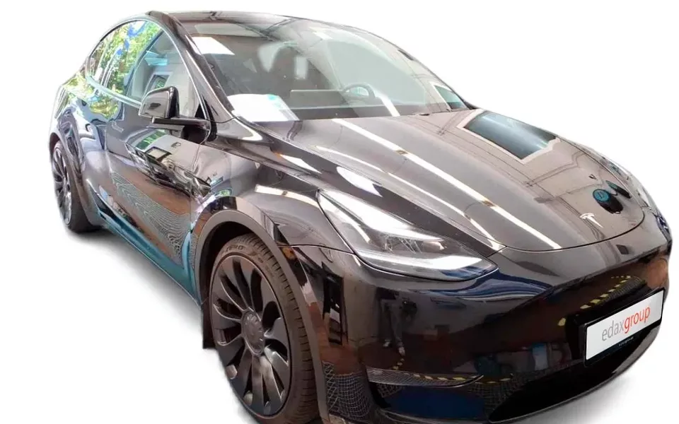 Tesla Model Y Performance Dual Motor AWD