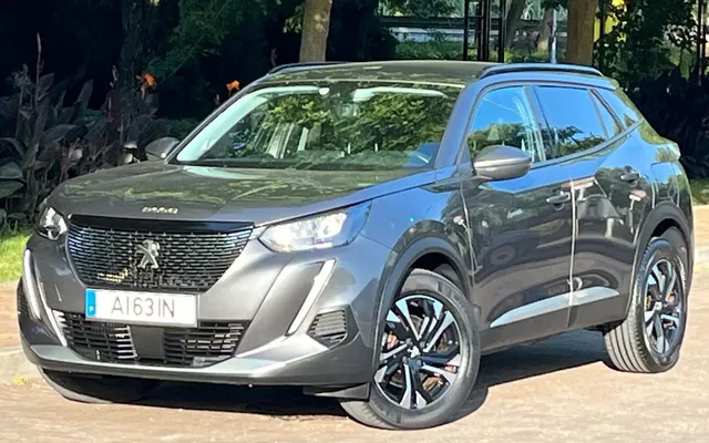 Peugeot 2008 1.5 BlueHDi Allure Pack EAT8