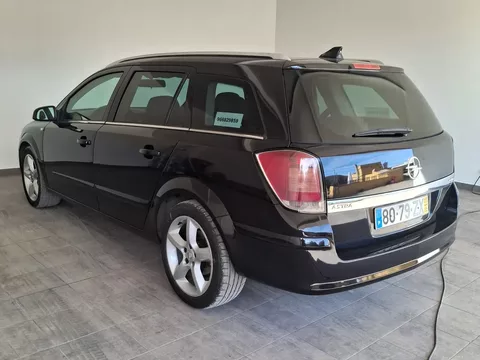 Opel Astra Caravan 1.9 CDTi Cosmo