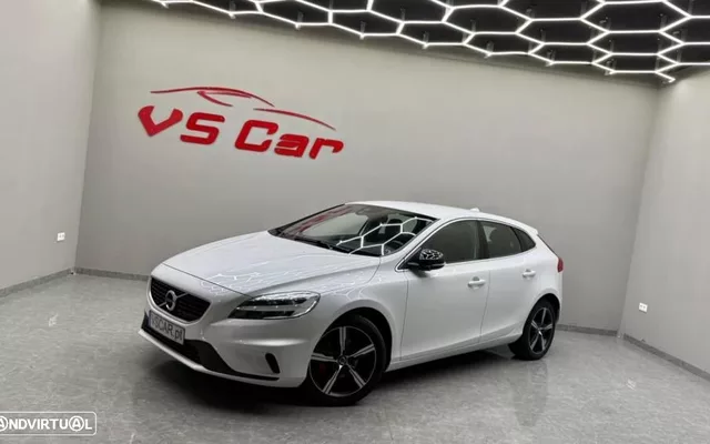 Volvo V40 2.0 D2 R-Design