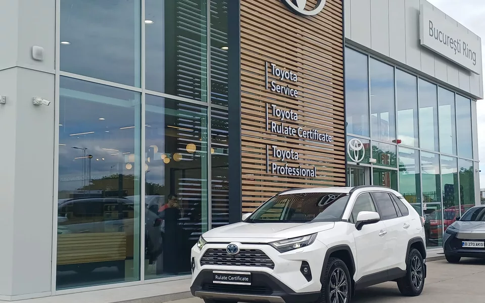 Toyota RAV4 2.5 VVT-iE 2022