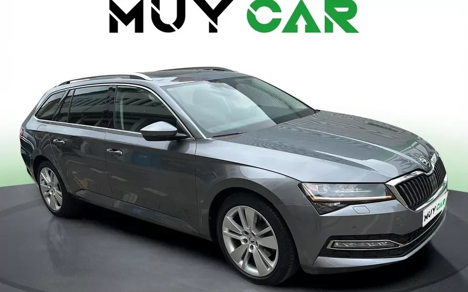 SKODA Superb Superb Combi 2.0TDI AdBlue Style DSG 110kW - 23490€ en Girona