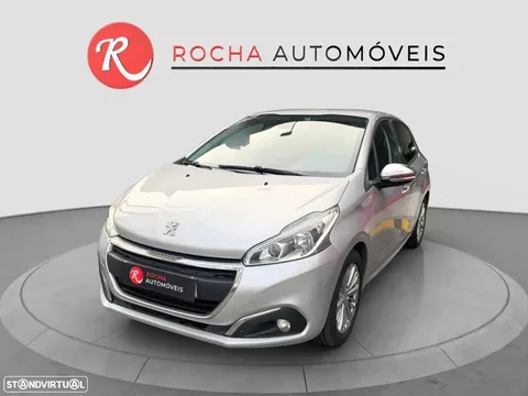 Peugeot 208 1.2 VTi SE Style