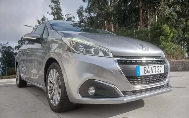 Peugeot 208 1.5 BlueHDi Signature