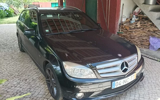 Mercedes-Benz C 180 Station Kompressor BlueEFFICIENCY Avantgarde