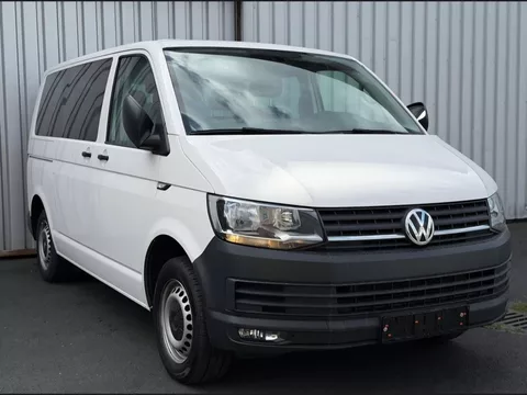 VOLKSWAGEN Caravelle Caravelle 2.0 TDi - 21000€ en Teruel