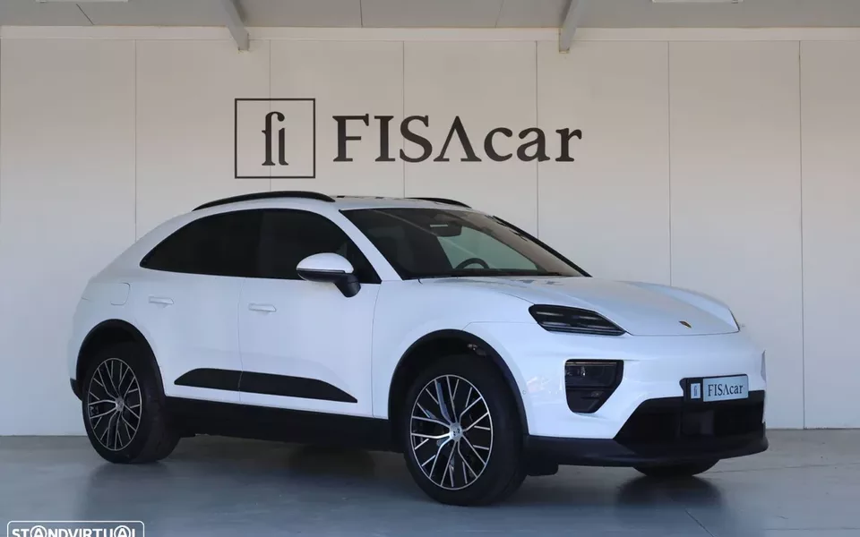 Porsche Macan Electric 4