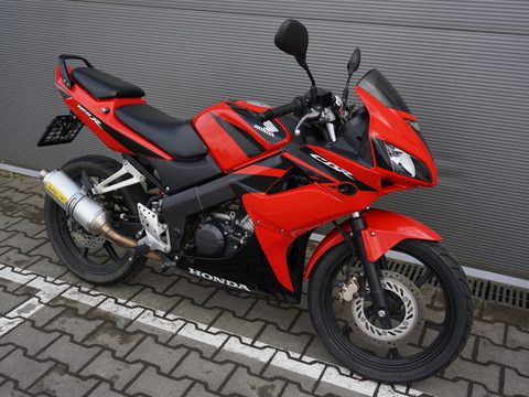 Honda CBR 125 R ARROW