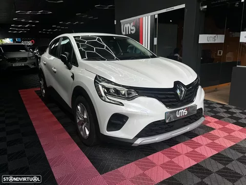 Renault Captur 1.6 E-Tech Intens