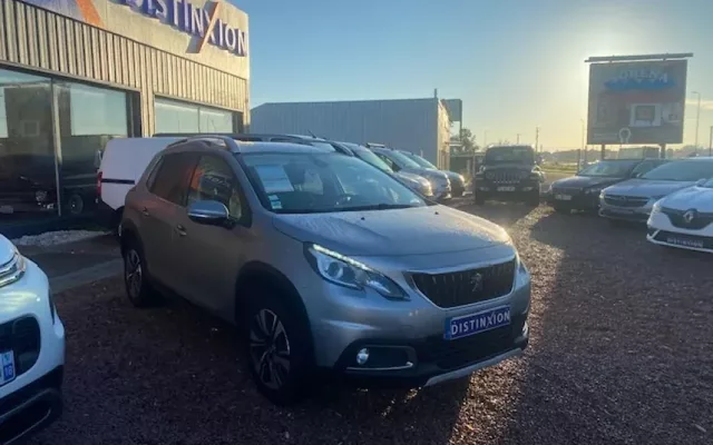 PEUGEOT 2008
