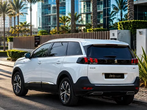 Peugeot 5008 1.6 BlueHDi GT Line EAT6