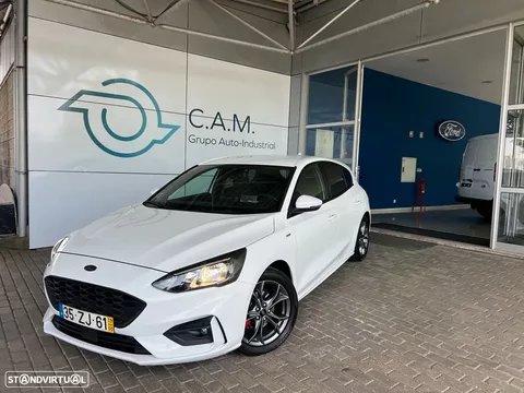 Ford Focus 1.0 EcoBoost MHEV ST-Line