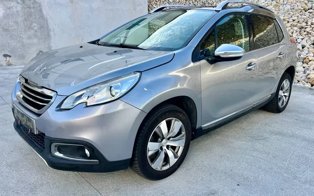 Peugeot 2008 PureTech 110 Stop&Start Business-Line