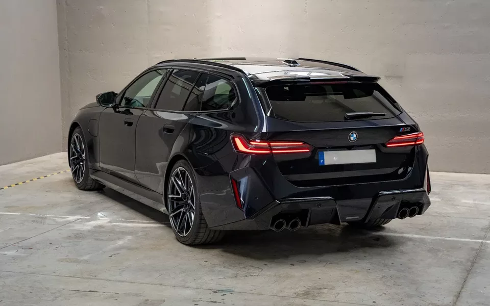 BMW M5 Standard