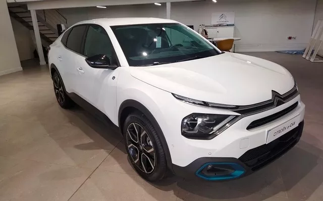CITROEN C4 X C4 X Eléctrico Shine 100kW