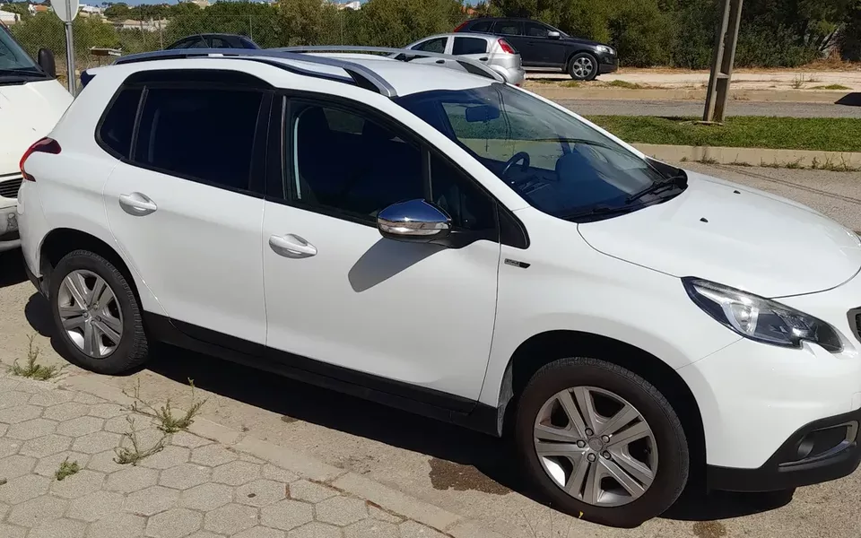 Peugeot 2008 PureTech 82 Style