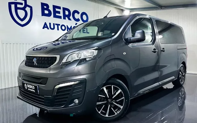 Peugeot e-Traveller 50 kWh Standard