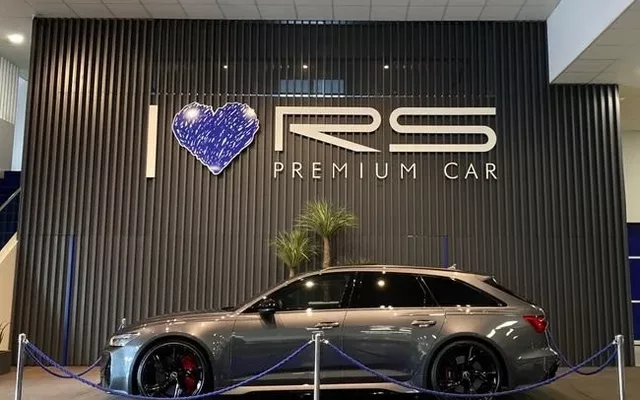 AUDI A6 RS6 Avant