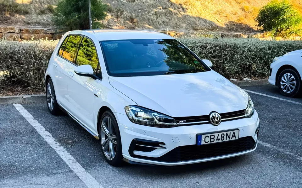 VW Golf 1.5 TSI R-Line