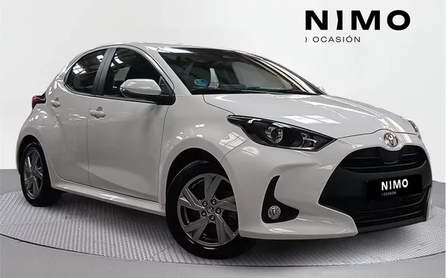 TOYOTA Yaris Yaris 120H 1.5 Active Plus - 24200€ en Huelva