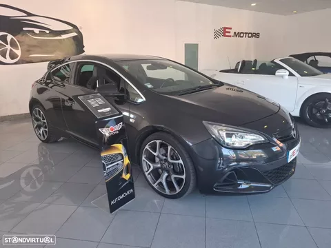 Opel Astra 2.0 Turbo Sport