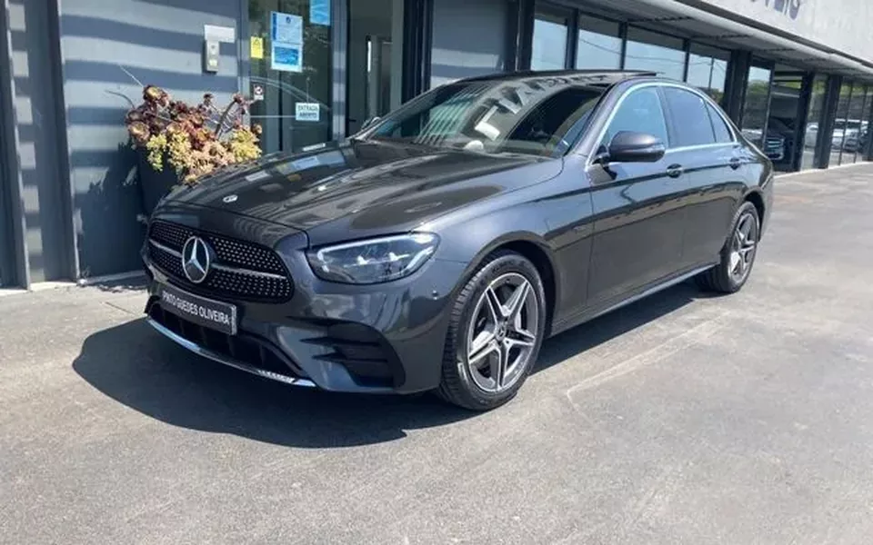 Mercedes-Benz E 300 de AMG Line