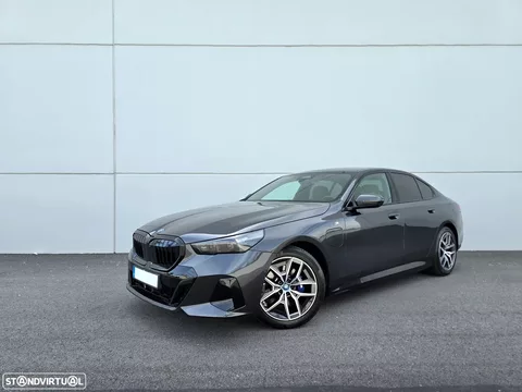 BMW 530 e Pack Desportivo M Pro